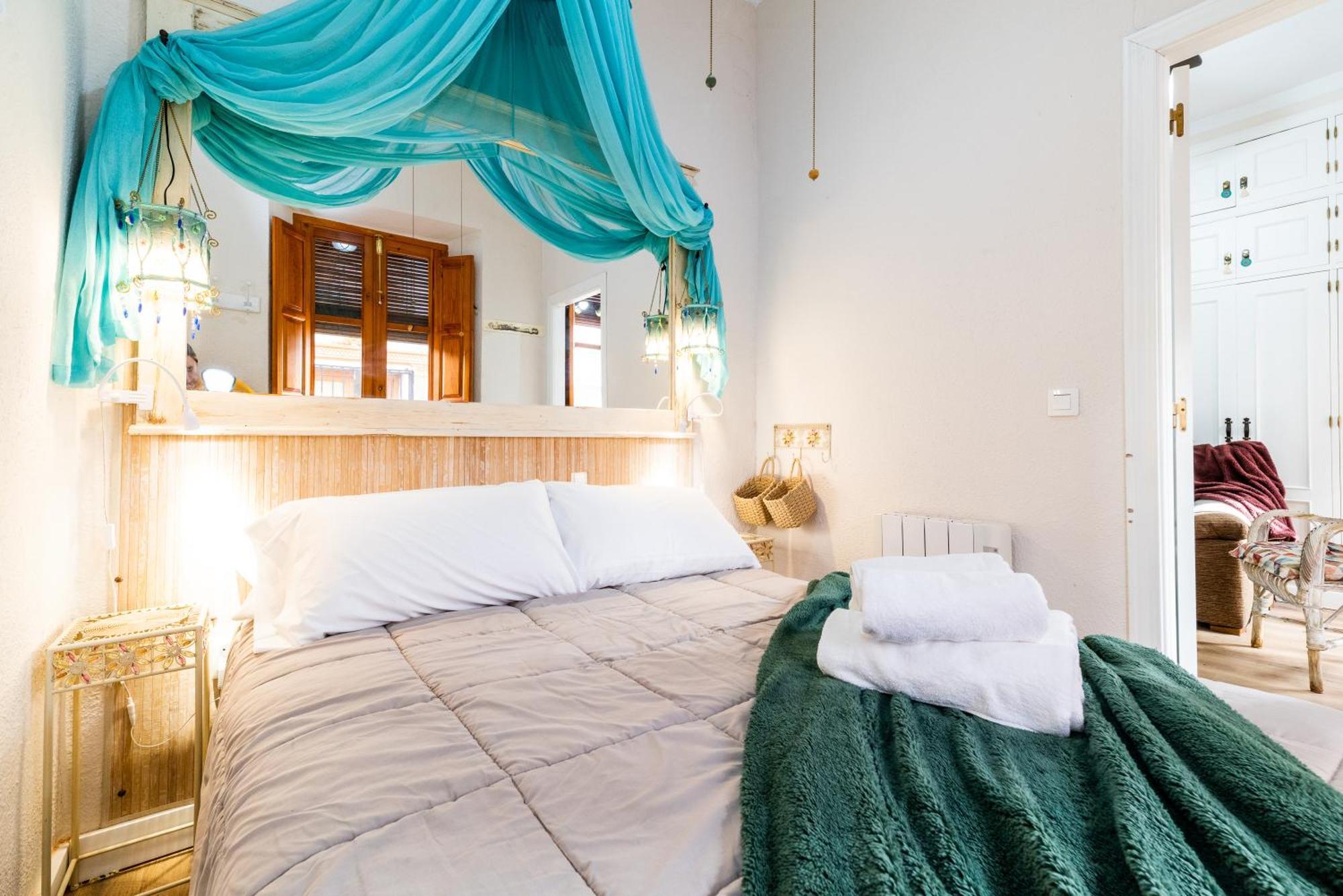 Apartamento Las Mil Y Una Noches Гранада Екстериор снимка